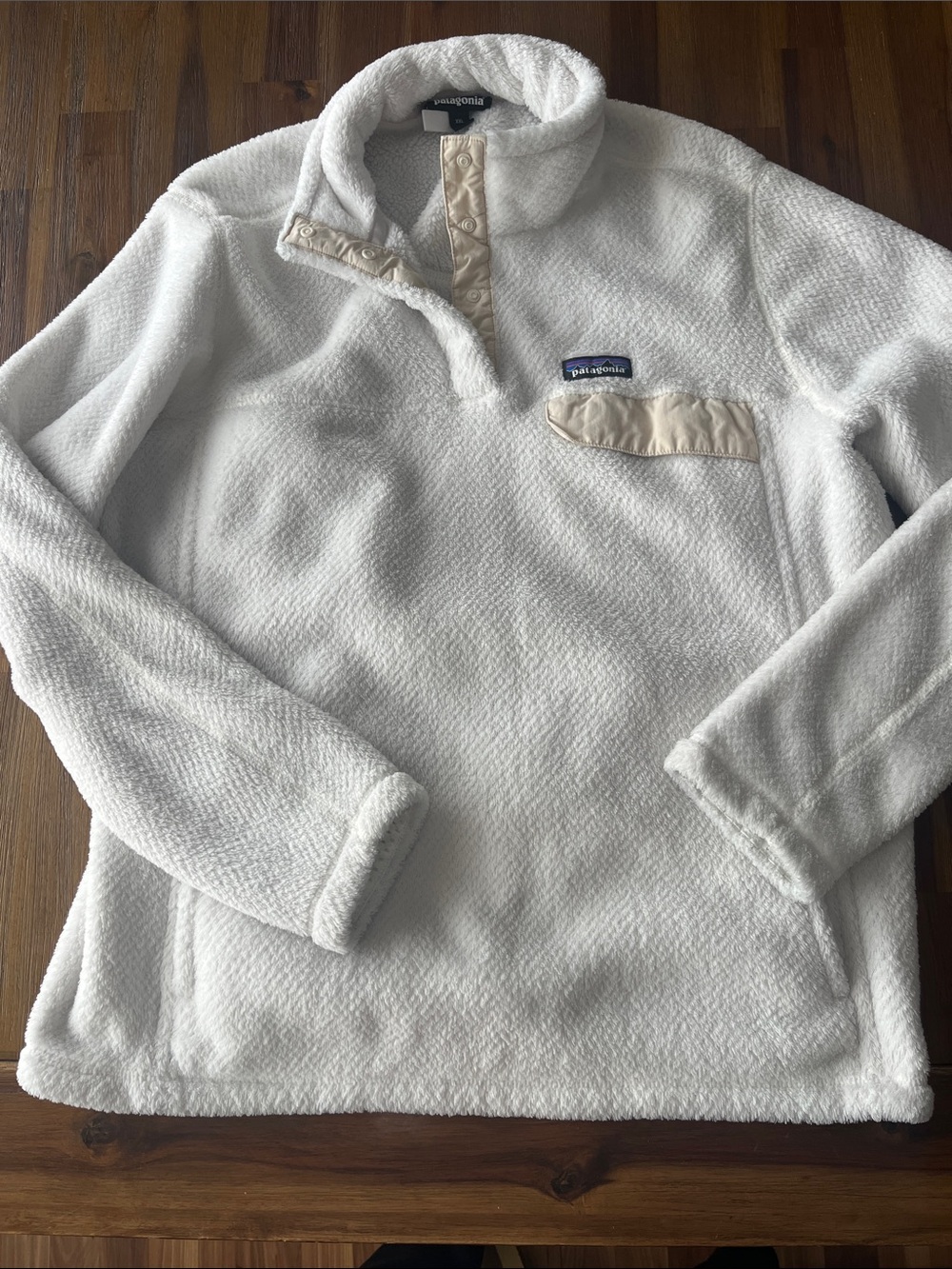 Patagonia Cream-Trim White Fleece Pullover